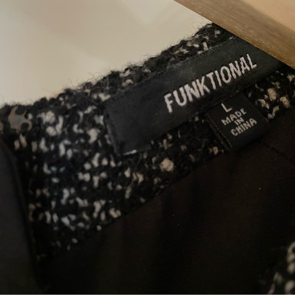 Funktional wool boucle dress - Picture 4 of 5